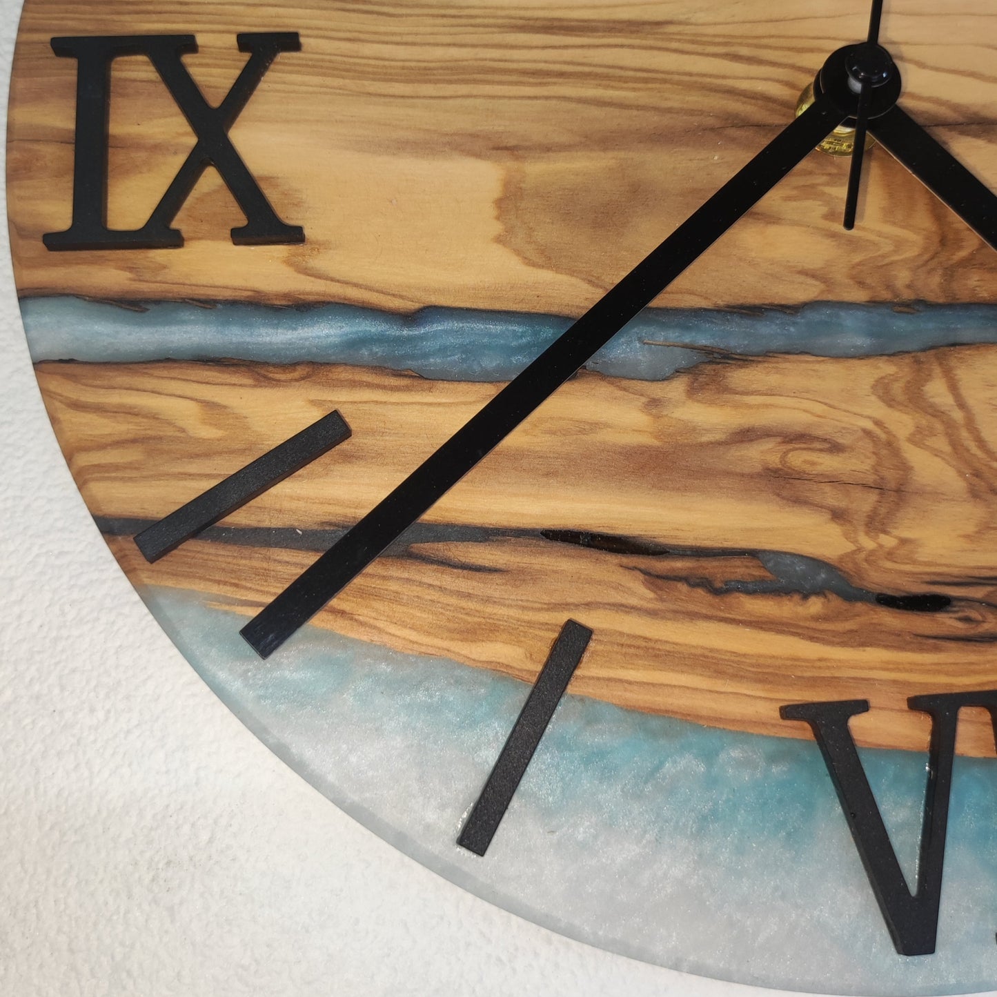 Epoxidharz Uhr Blau-Weiß