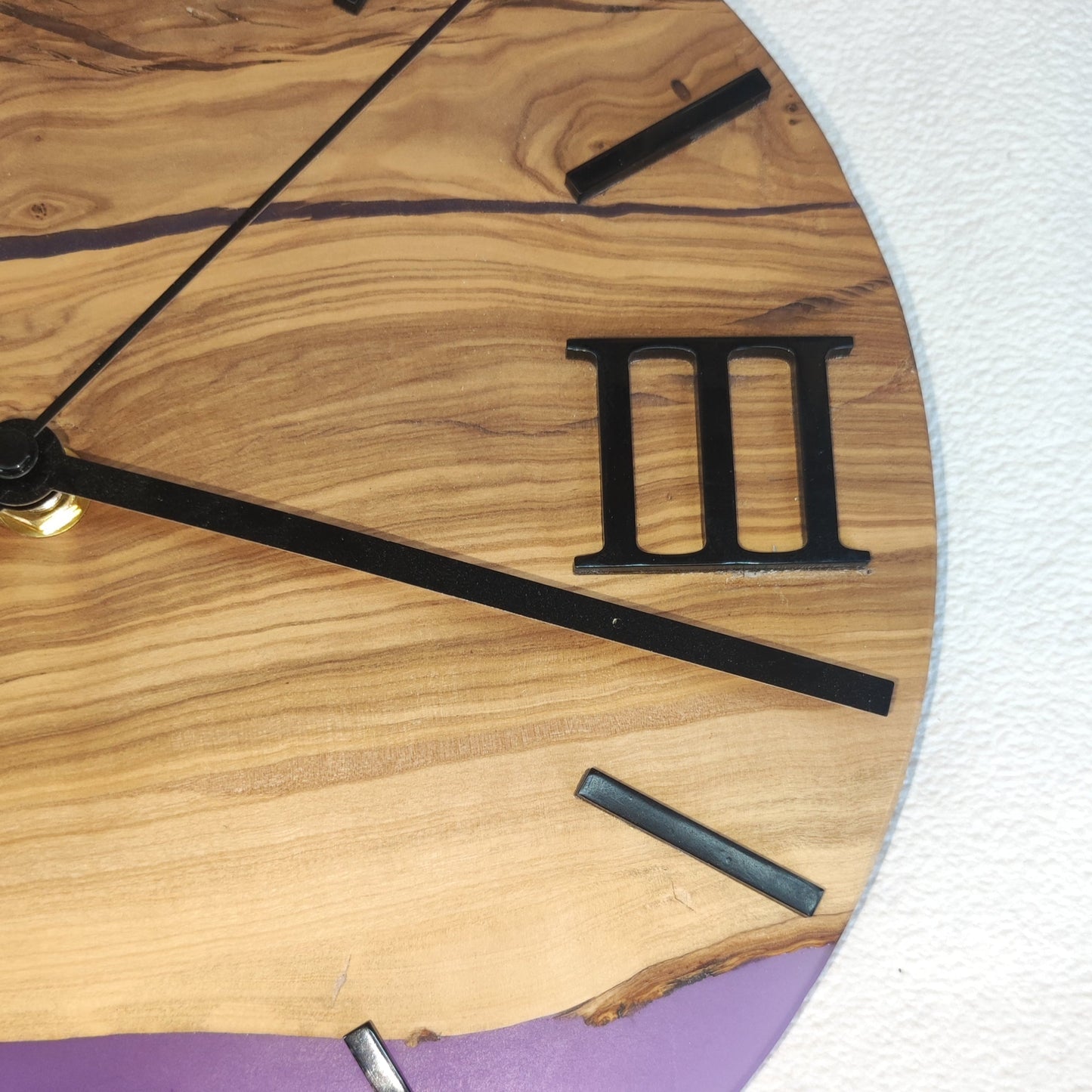 Epoxidharz Uhr Lila
