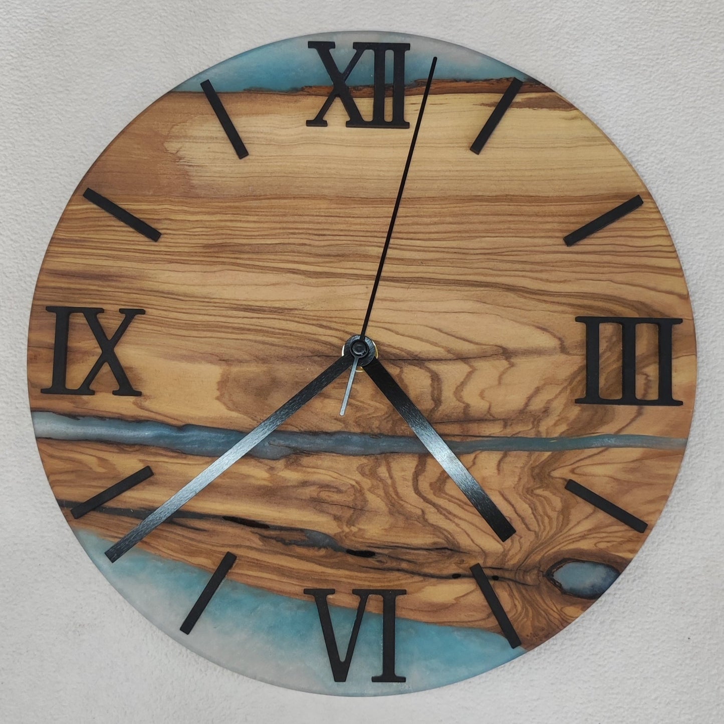 Epoxidharz Uhr Blau-Weiß