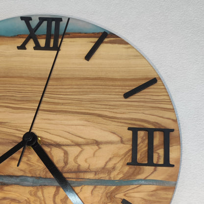 Epoxidharz Uhr Blau-Weiß