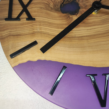 Epoxidharz Uhr Lila