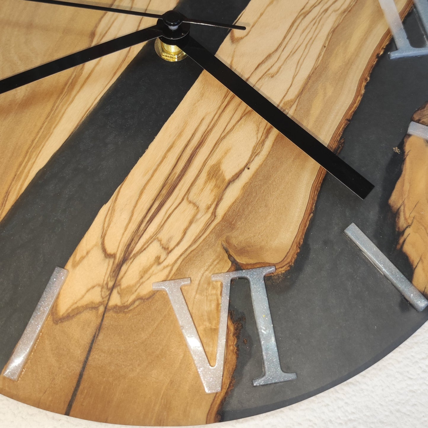 Epoxidharz Uhr Schwarz