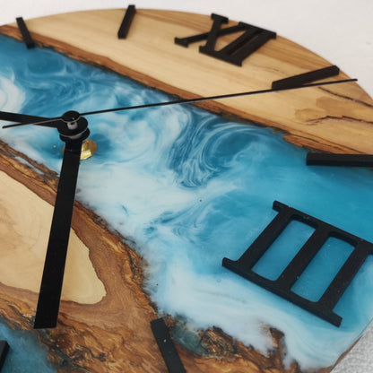 Epoxidharz Uhr Blau-Weiß