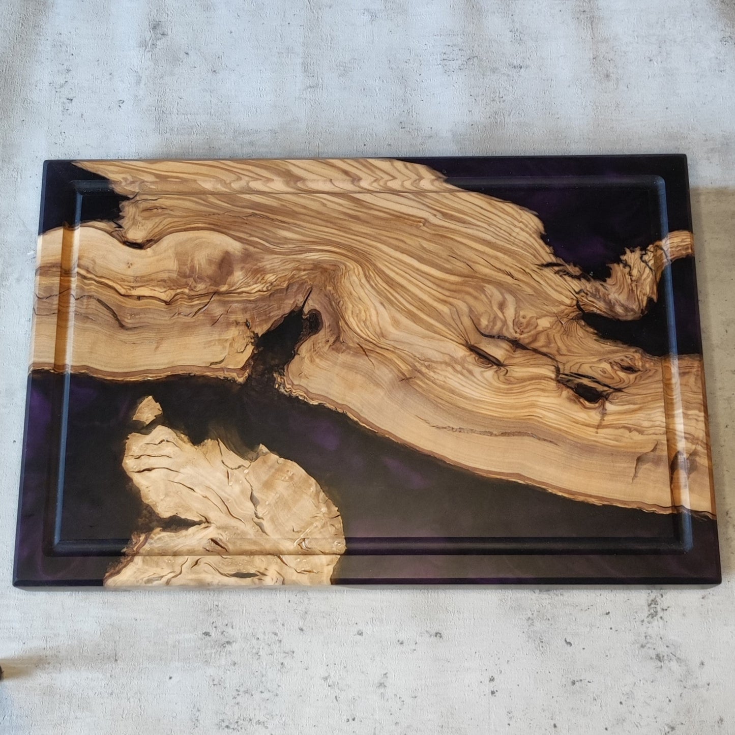 Epoxidharz Schneidebrett Dunkel Lila